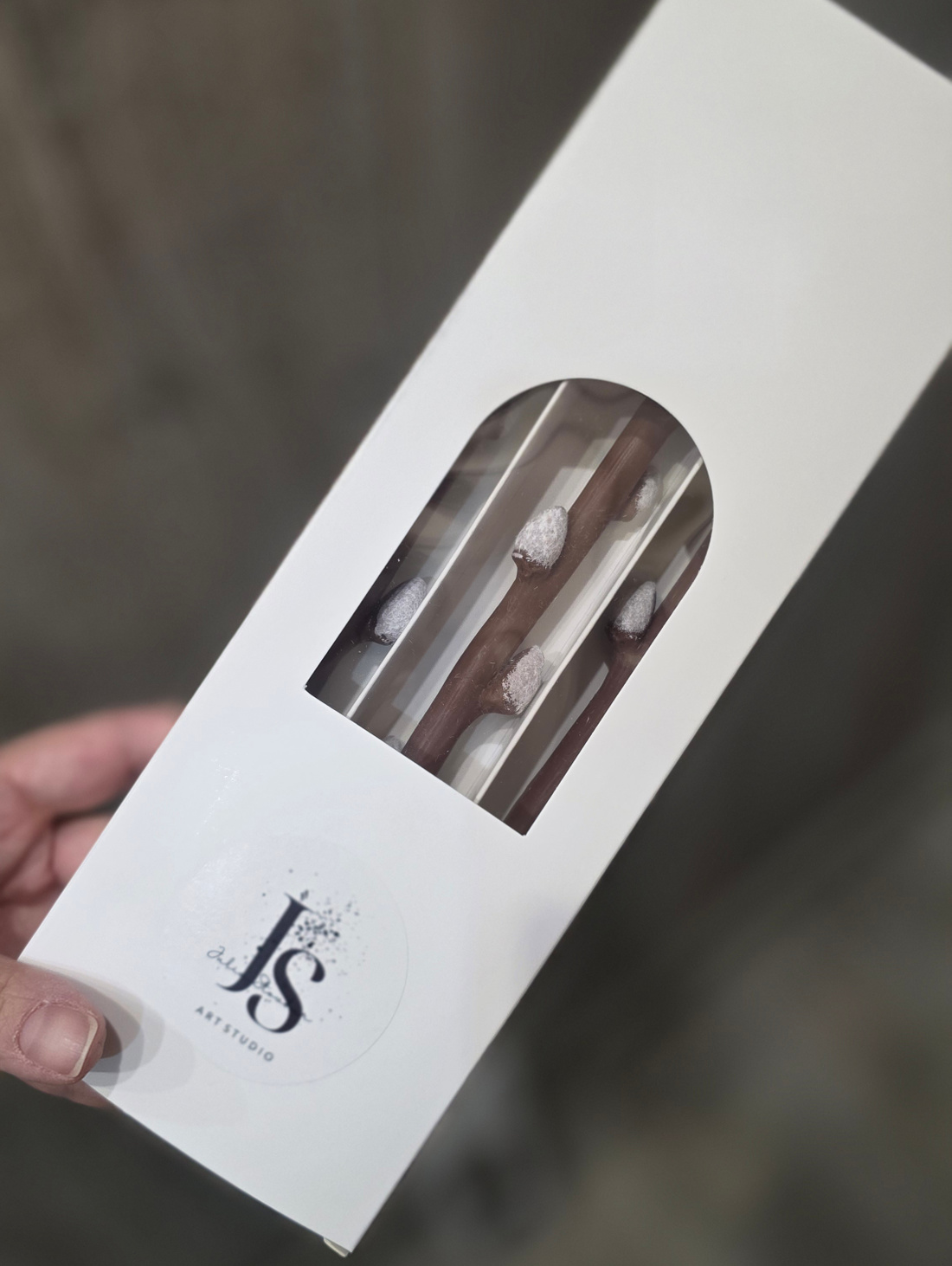 Свеча столовая "Веточка вербы" - фотография товара