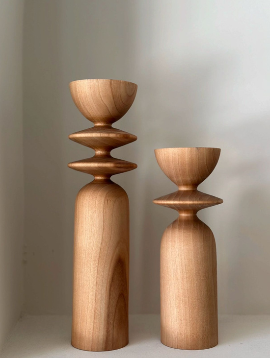 Лаконичный подсвечник из натурального дерева