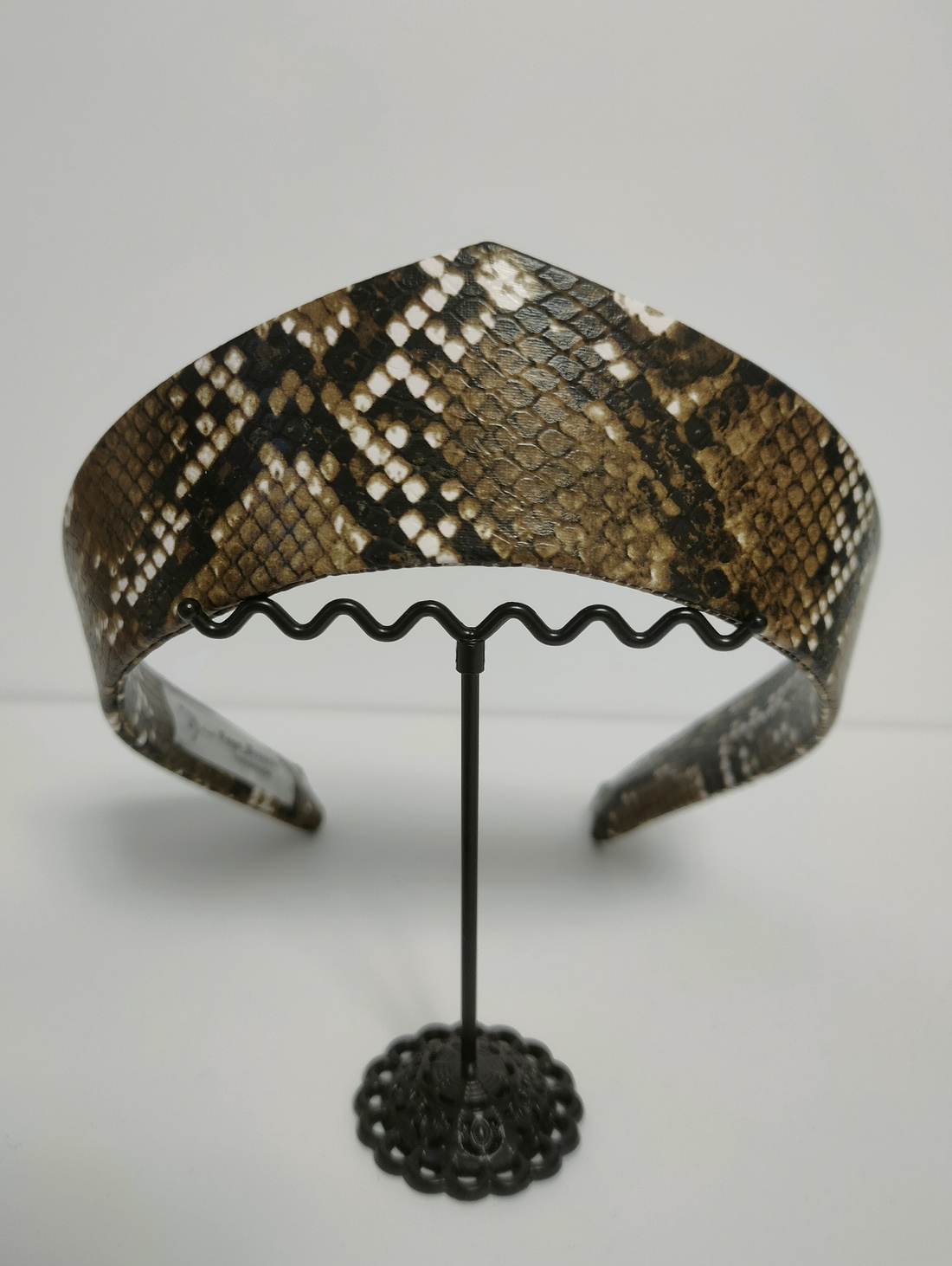 Ободок-кокошник "Питон хаки" - фотография товара