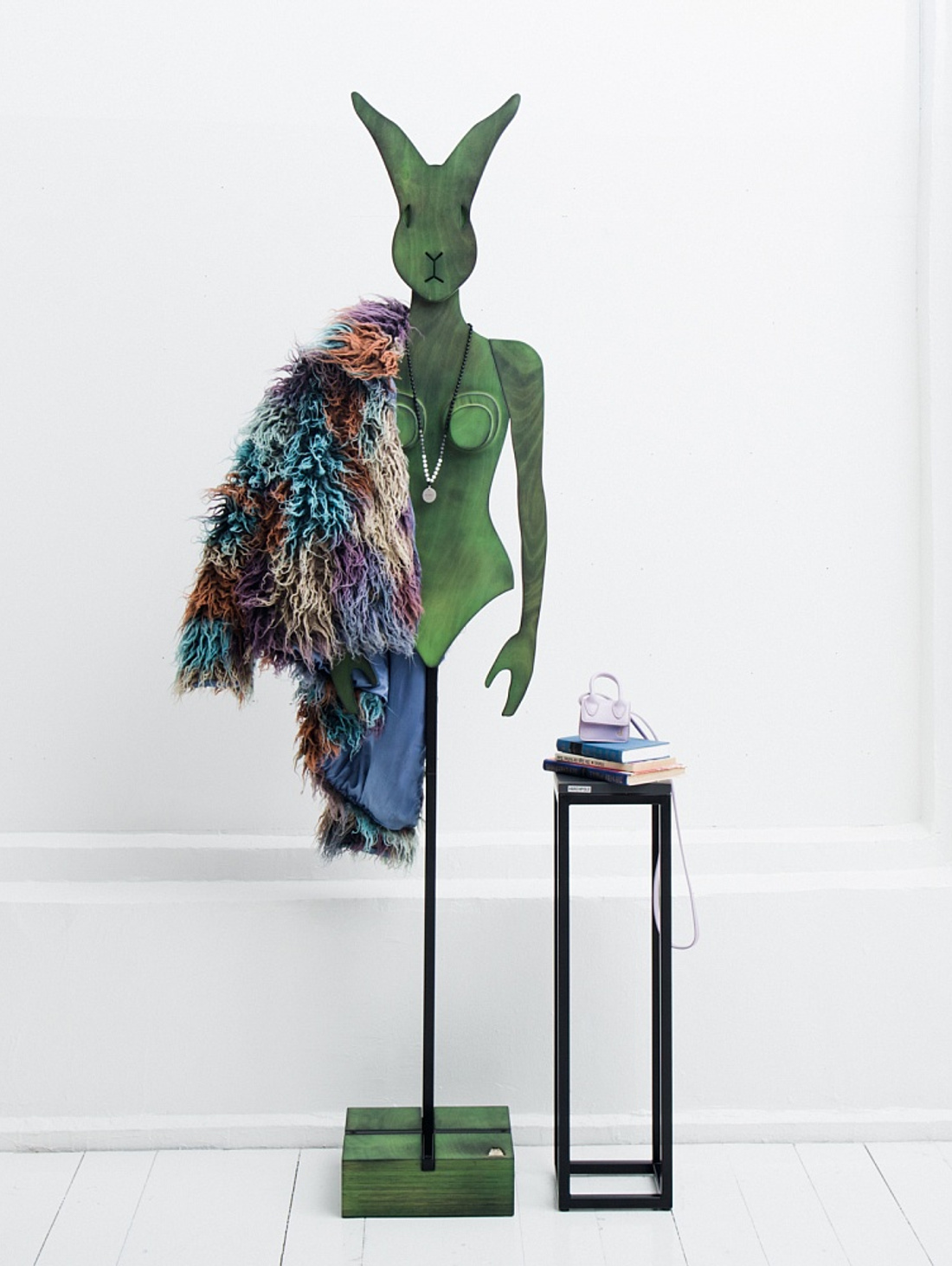 Арт-вешалка "Крошка" голова Заяц зелёный - фотография товара