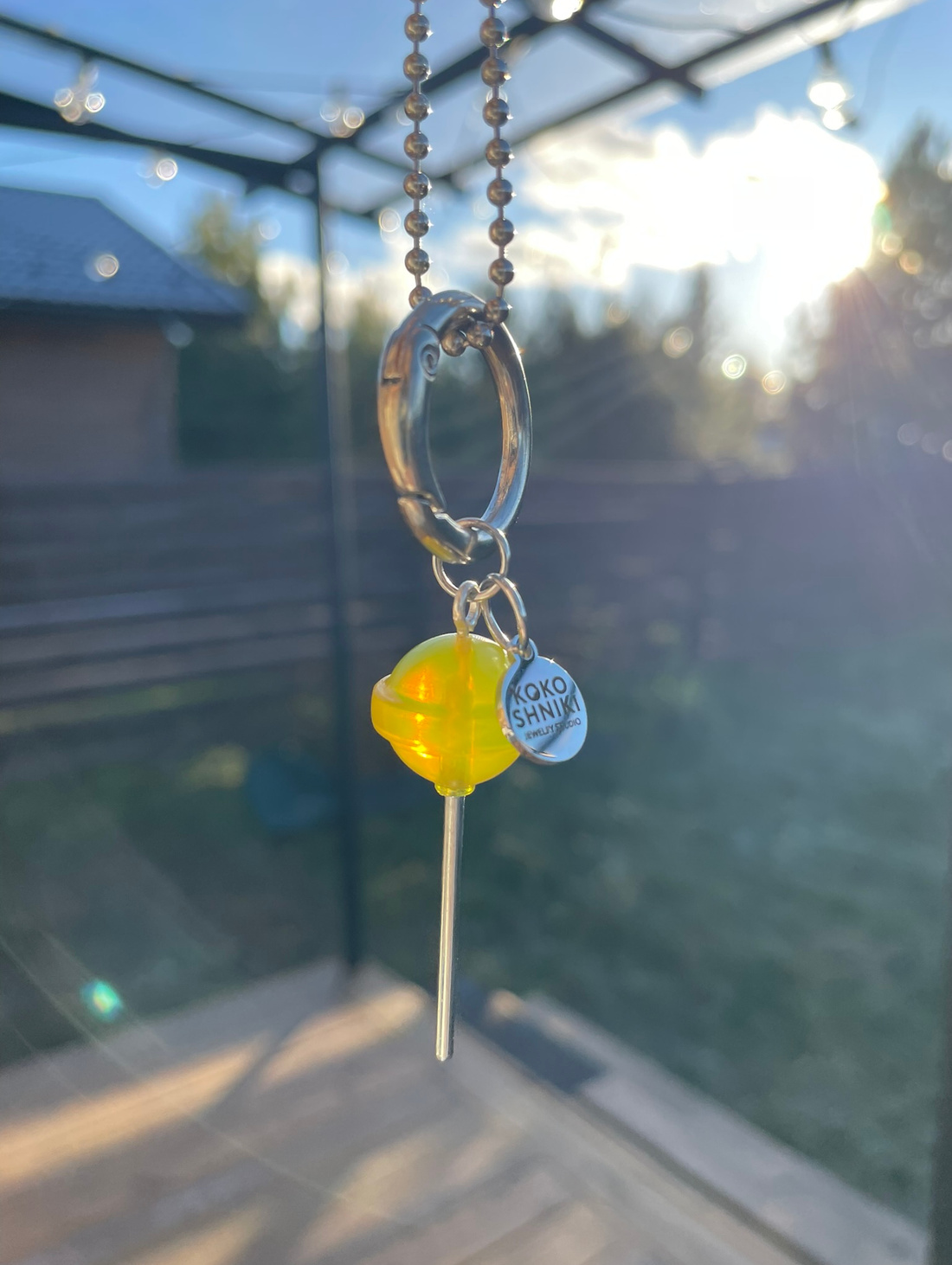 Колье «Чупа-чупс» желтый - фотография товара