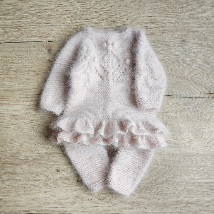 Детский комбинезон для новорожденной девочки