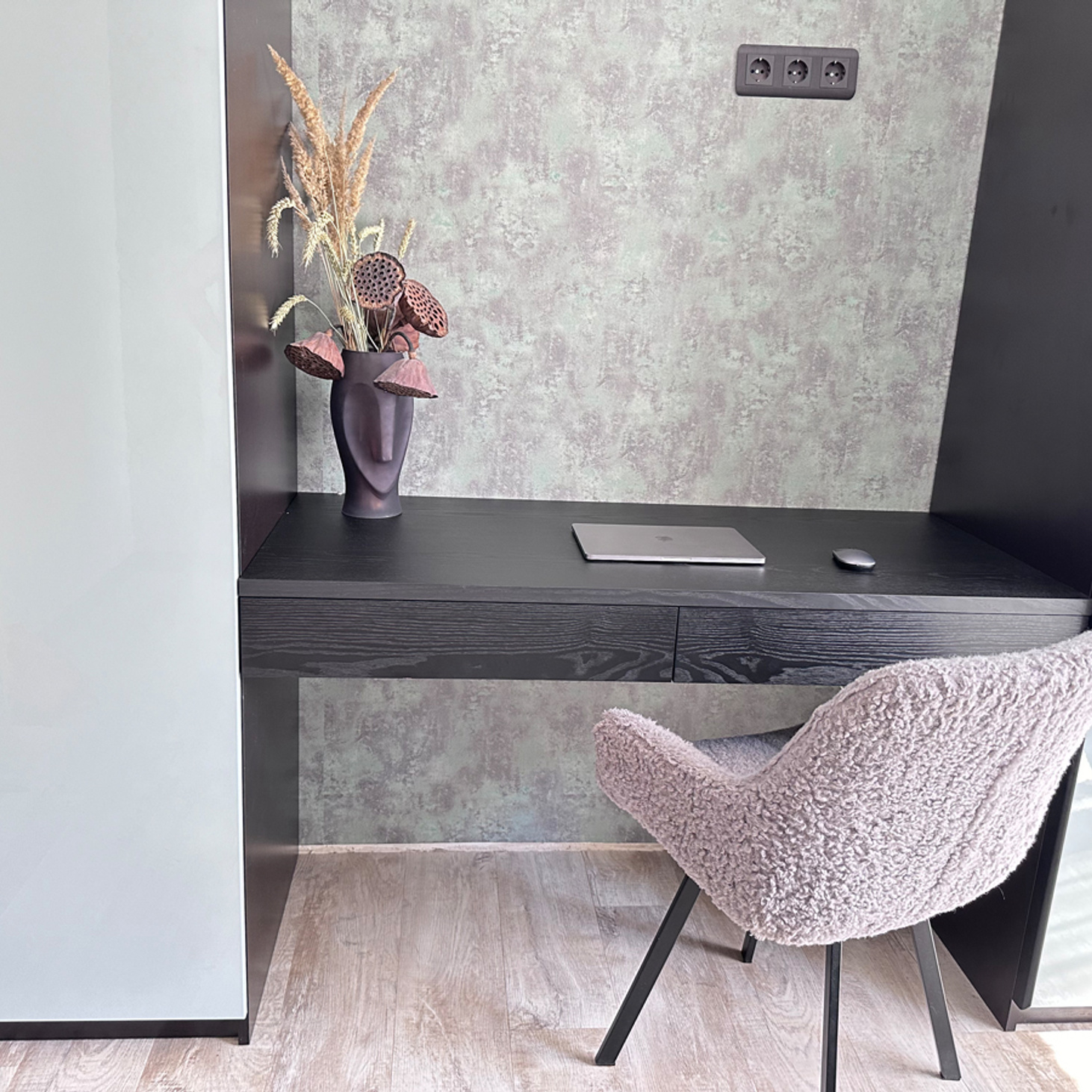 Стол письменный "Grande Scatola del Silenzio" - фотография товара