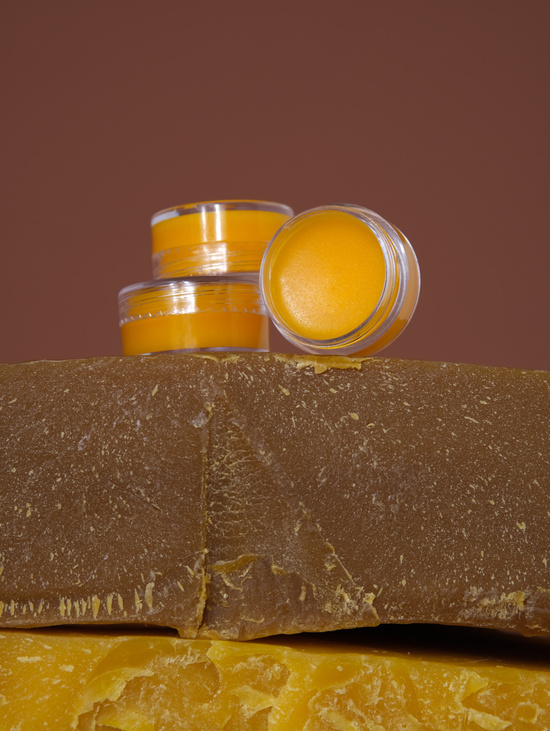 Бальзам для губ "Медовый поцелуй"