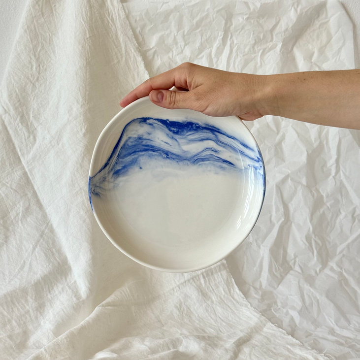 Тарелка нерикоми синий фарфор