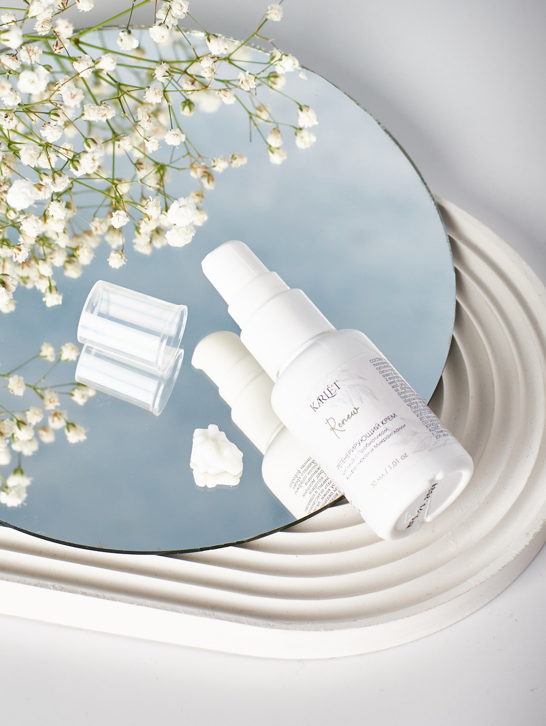 Регенерирующий крем для лица Karlet Renew с ниацинамидом, пробиотиком альфа-глюкан и микроиглами - фотография товара