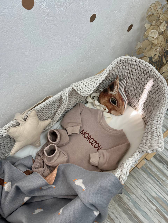 Боди oversized + пинетки c индивидуальной вышивкой цвет латте