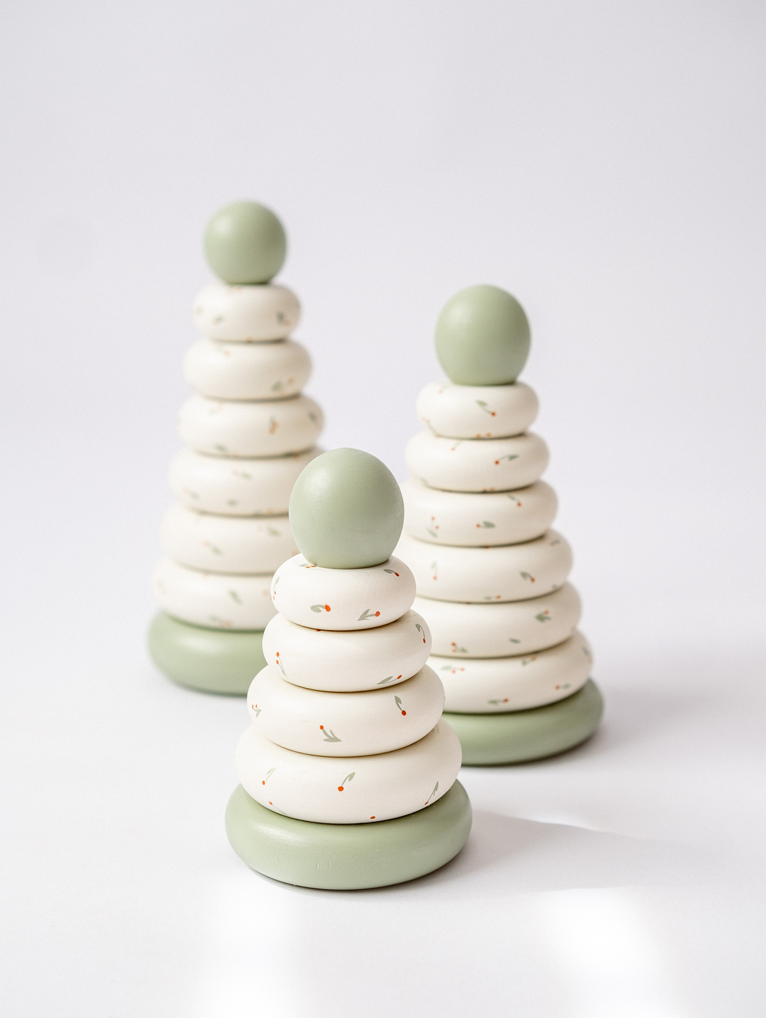 Деревянная пирамидка "Лесная" - фотография товара