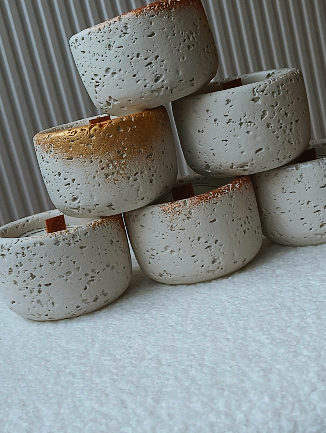 Свеча "SNOW bronze " с ароматом "Рождество" - фотография товара