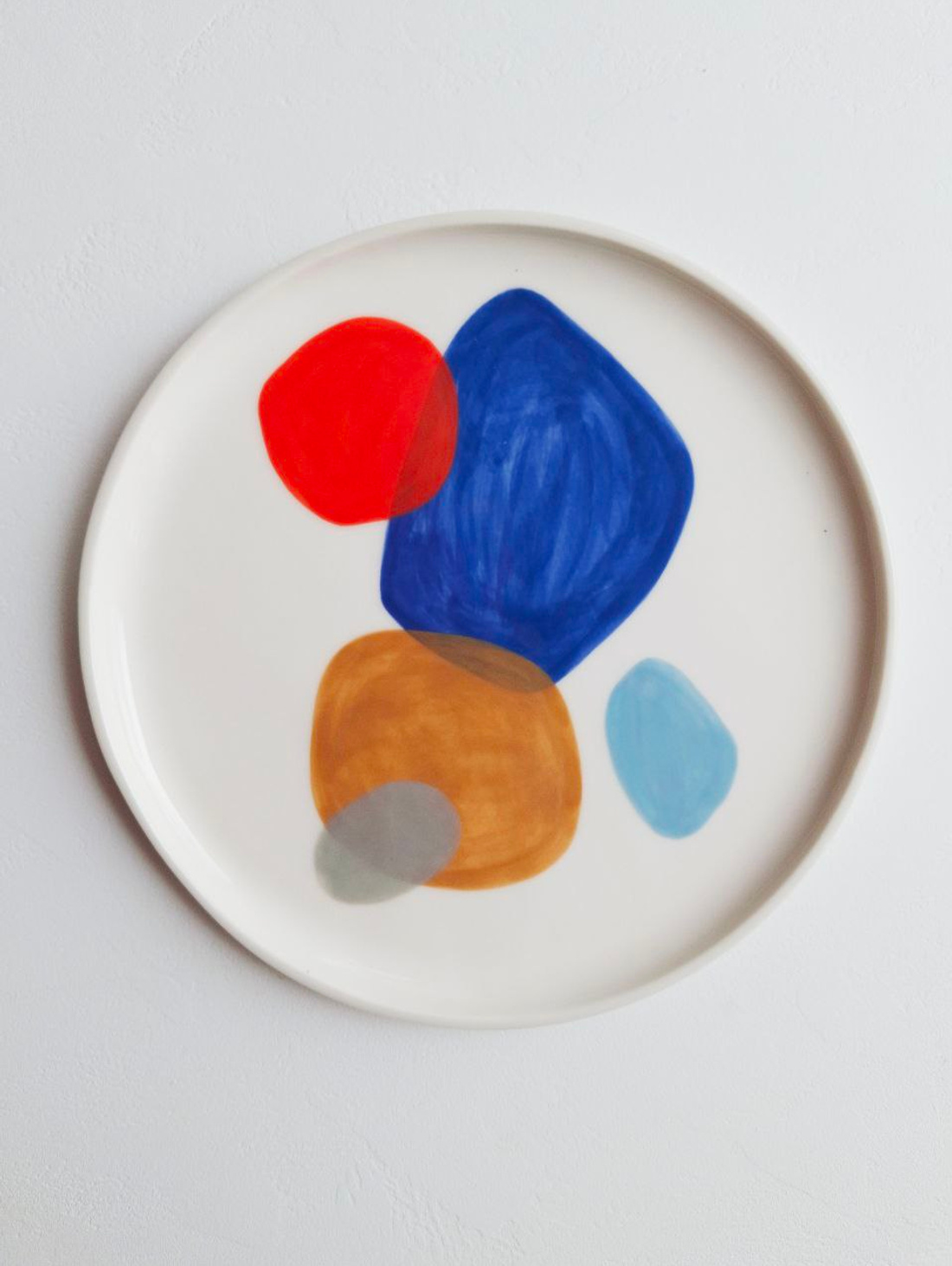 Тарелка "Вариация" Синий, красный, голубой и охра - фотография товара