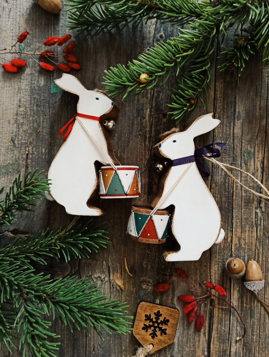 Ёлочная игрушка "Заяц с барабаном"