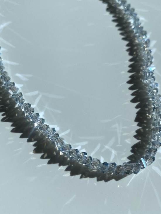 Чокер из сахарного кварца голубой