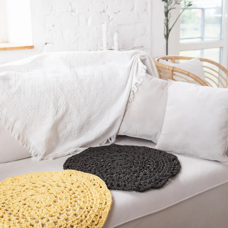 Большая декоративная салфетка