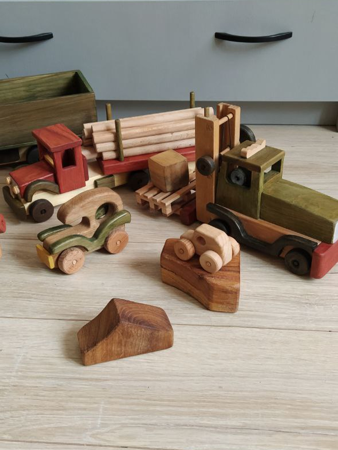 Деревянные игрушки "Машинки" - фотография товара