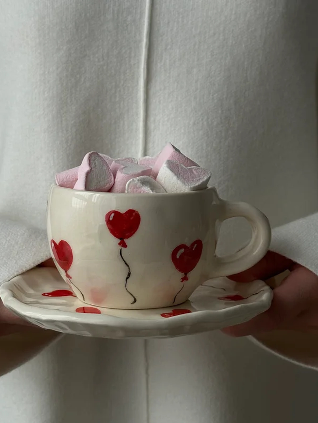 Чайная пара с воздушными сердцами - фотография товара