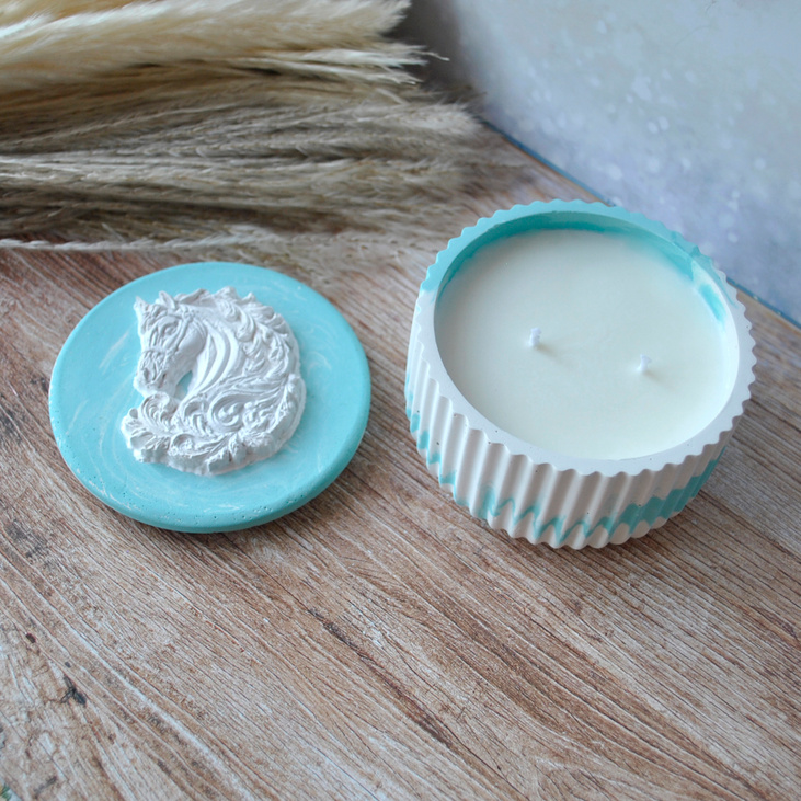 Свеча ароматическая "Конь барельеф"