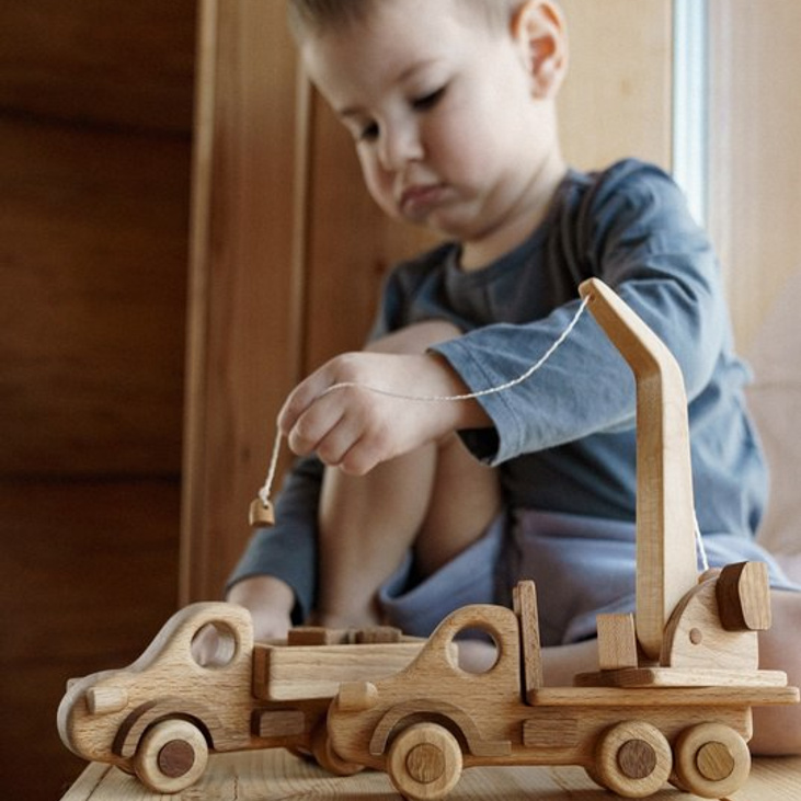 Магнитный кран - Деревянная игрушка