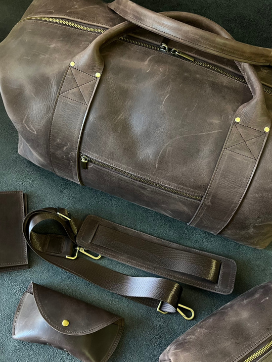 Дорожный набор из натуральной кожи