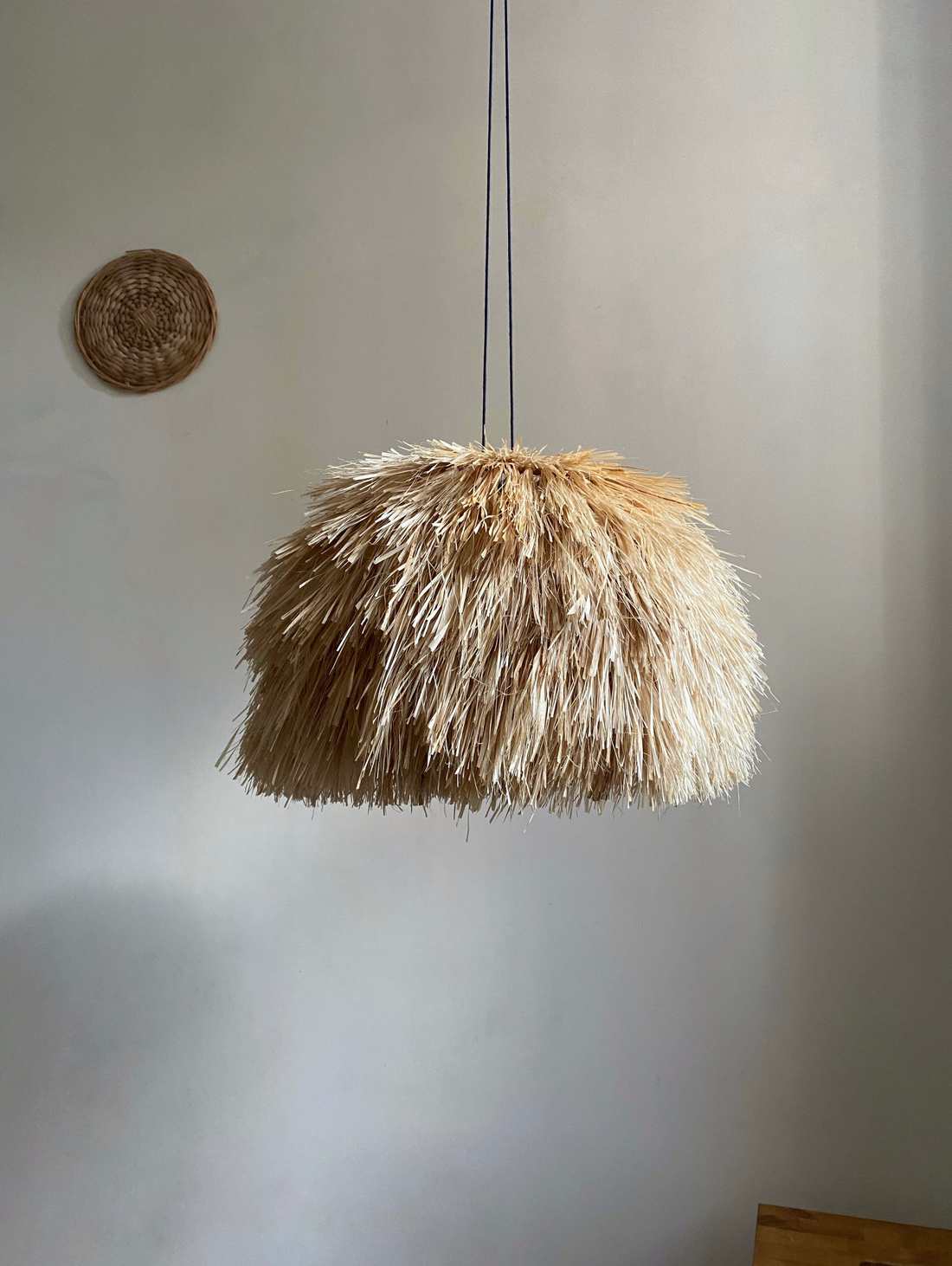 Светильник пушистый - фотография товара