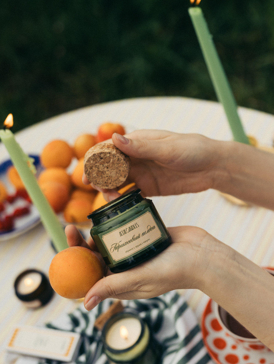 Аромасвеча "Абрикосовый полдень" - фотография товара