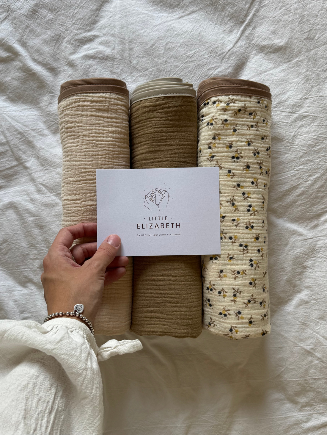 Набор муслиновых пеленок с окантовкой - фотография товара