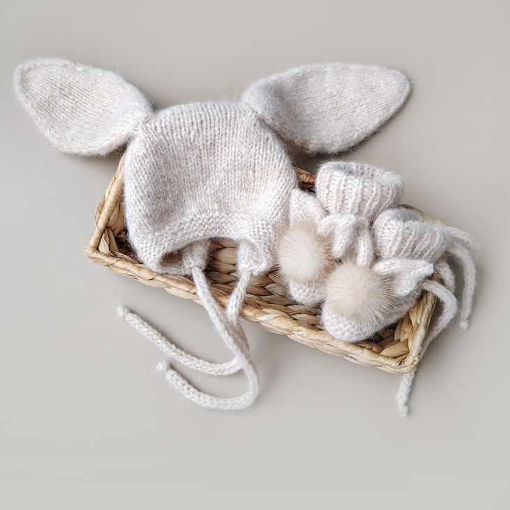 Комплект для новорожденного - шапочка и пинетки