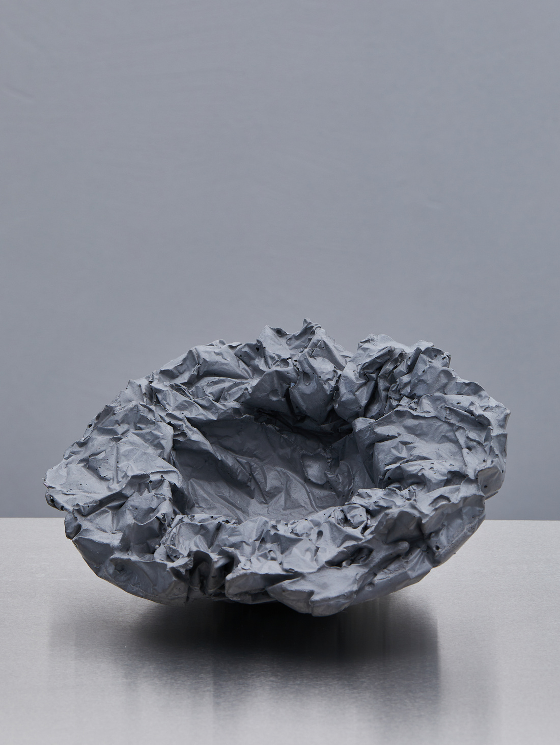 Чаша "Mollusk Bowl" Графит - фотография товара