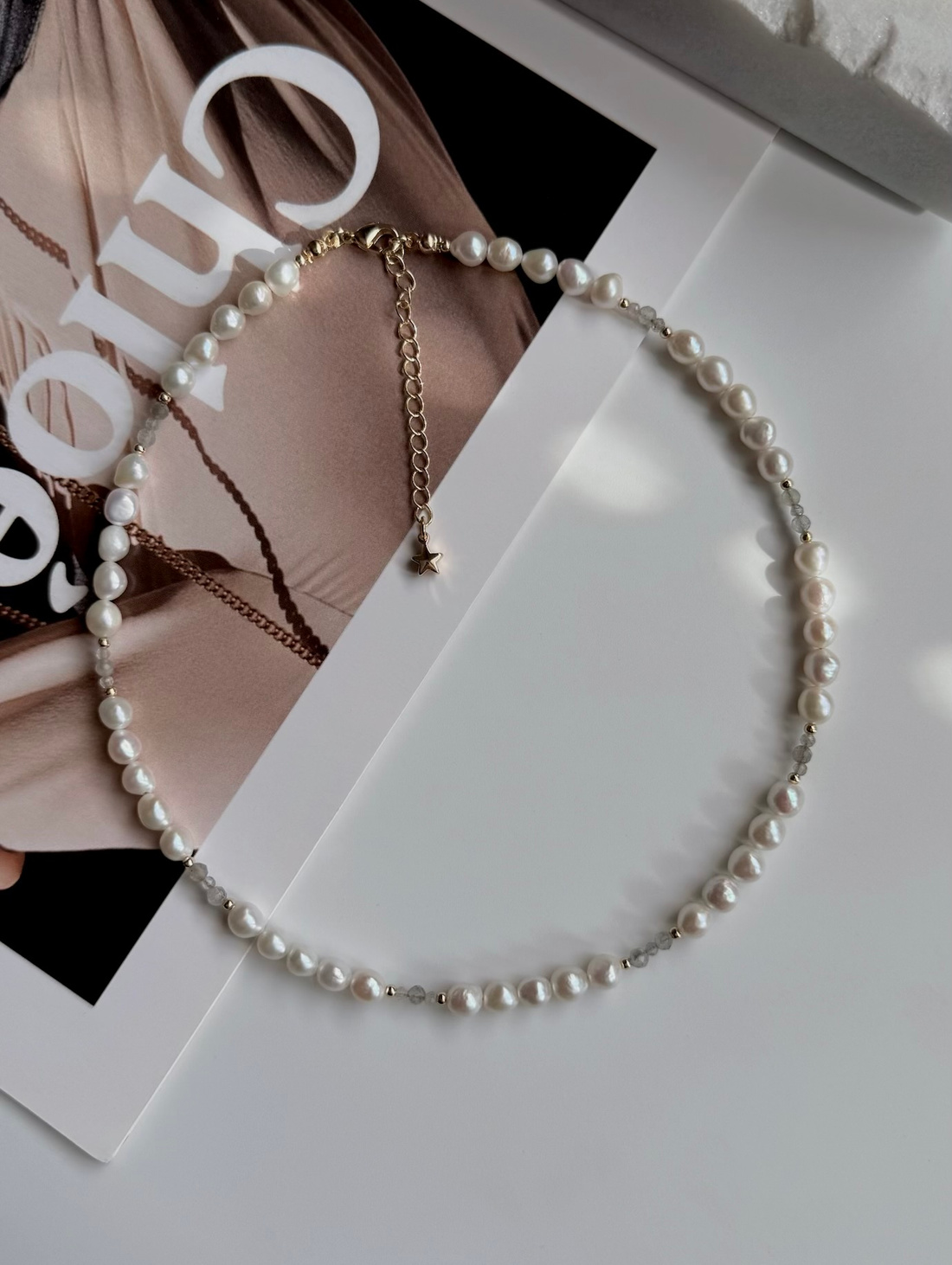 Чокер из жемчуга и лабрадорита - фотография товара