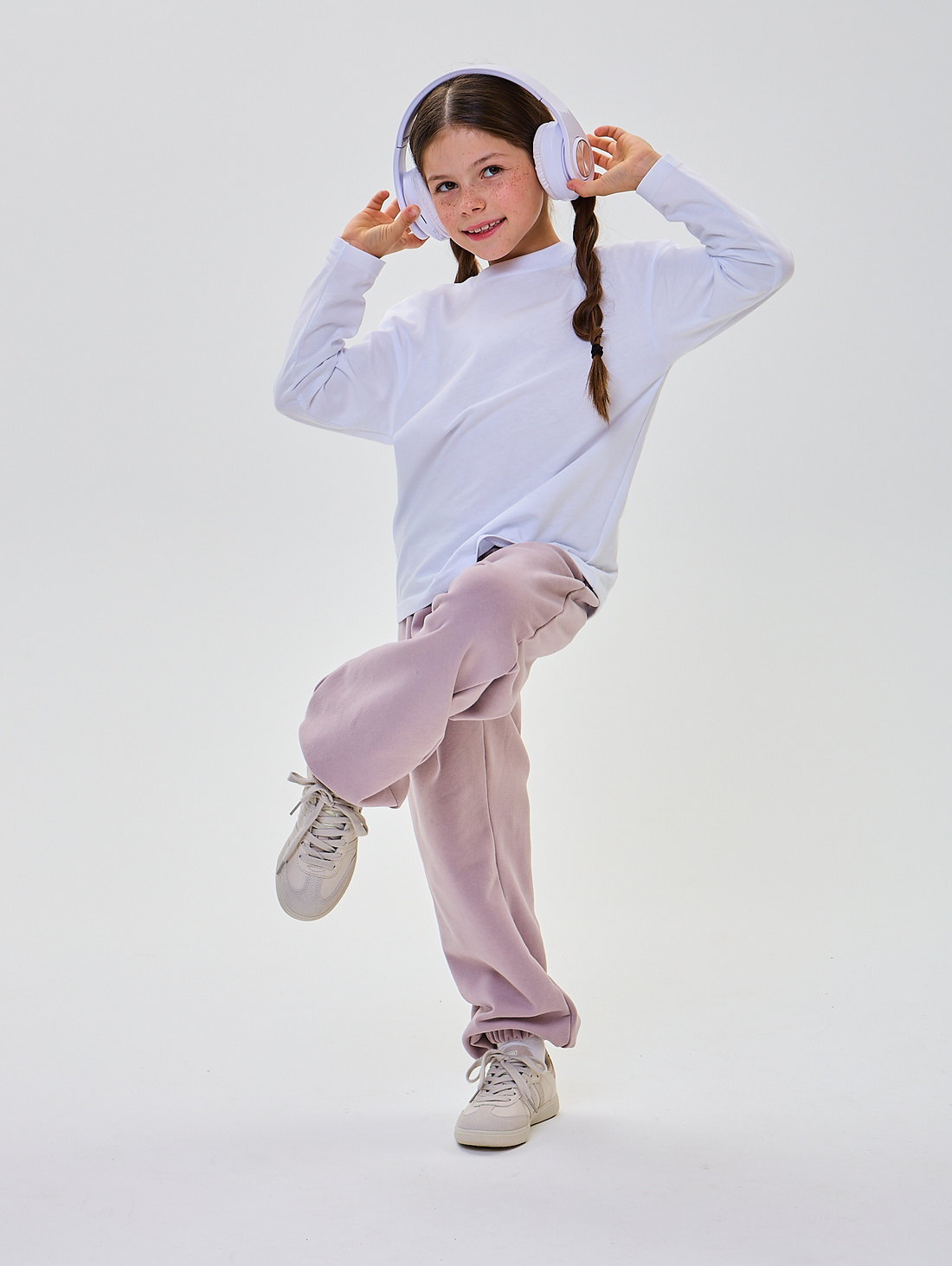 Лонгслив базовый белый оверсайз - фотография товара