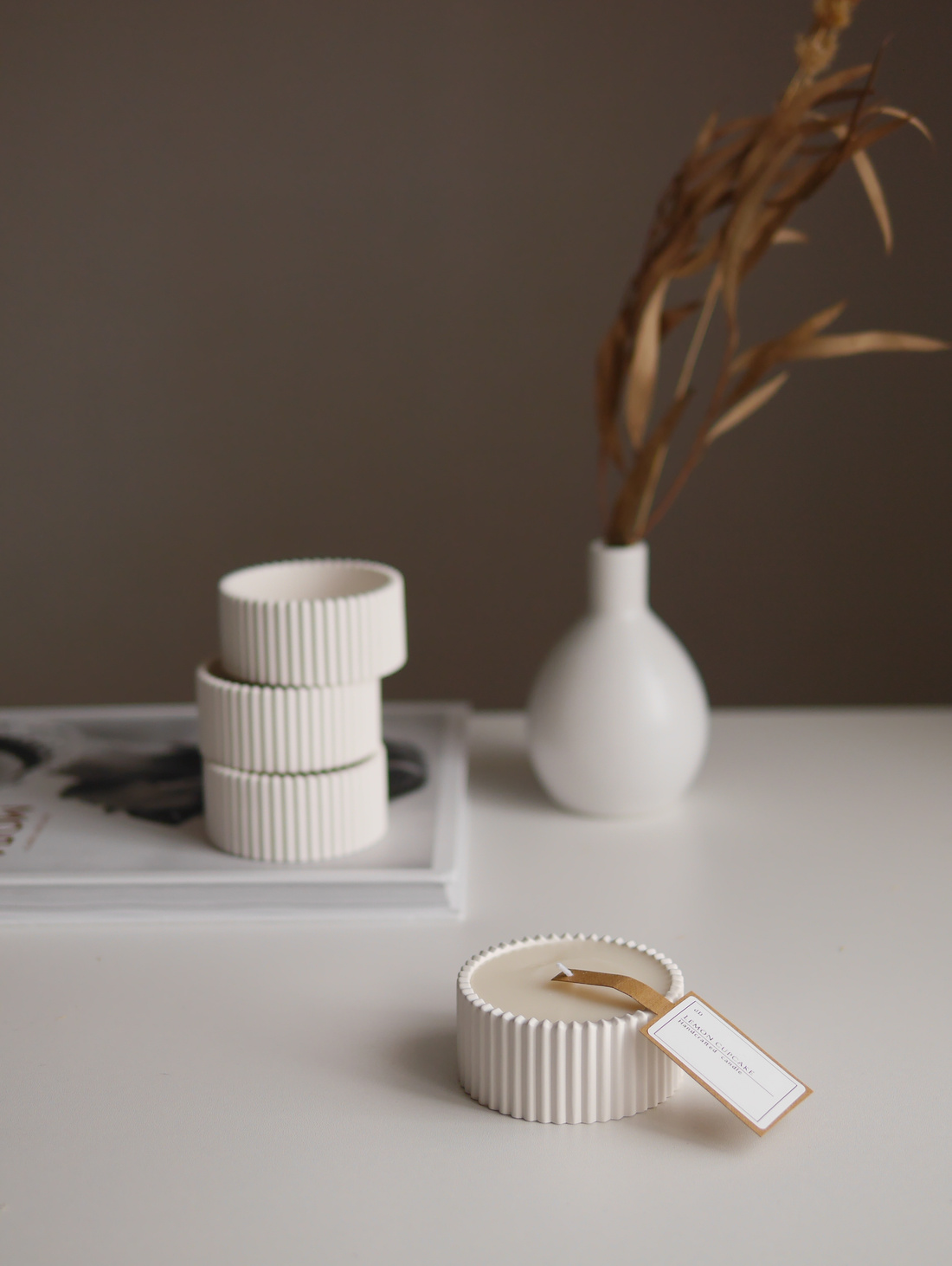 Ароматическая свеча ручной работы - фотография товара