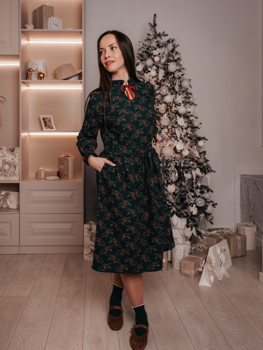 Платье женское "Шишки" - фотография товара