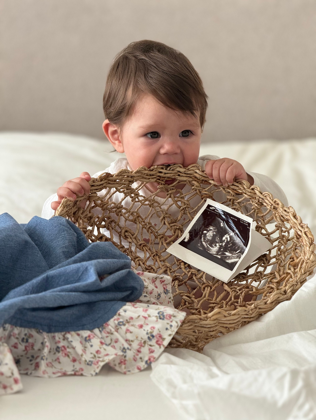 Пелёнка из варёного хлопка с рюшей синий - фотография товара