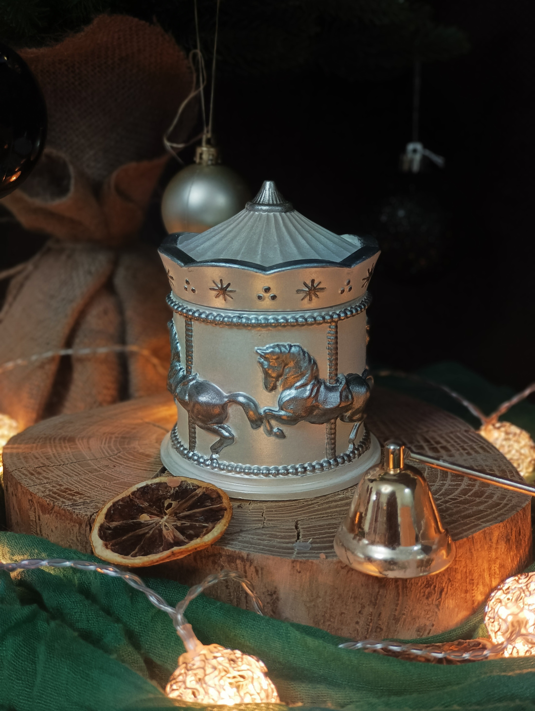 Подсвечник-шкатулка "Карусель" покрытие "Серебряный жемчуг" - фотография товара