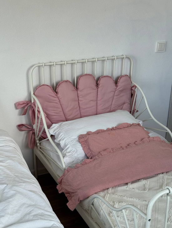 Мягкий бортик в кроватку