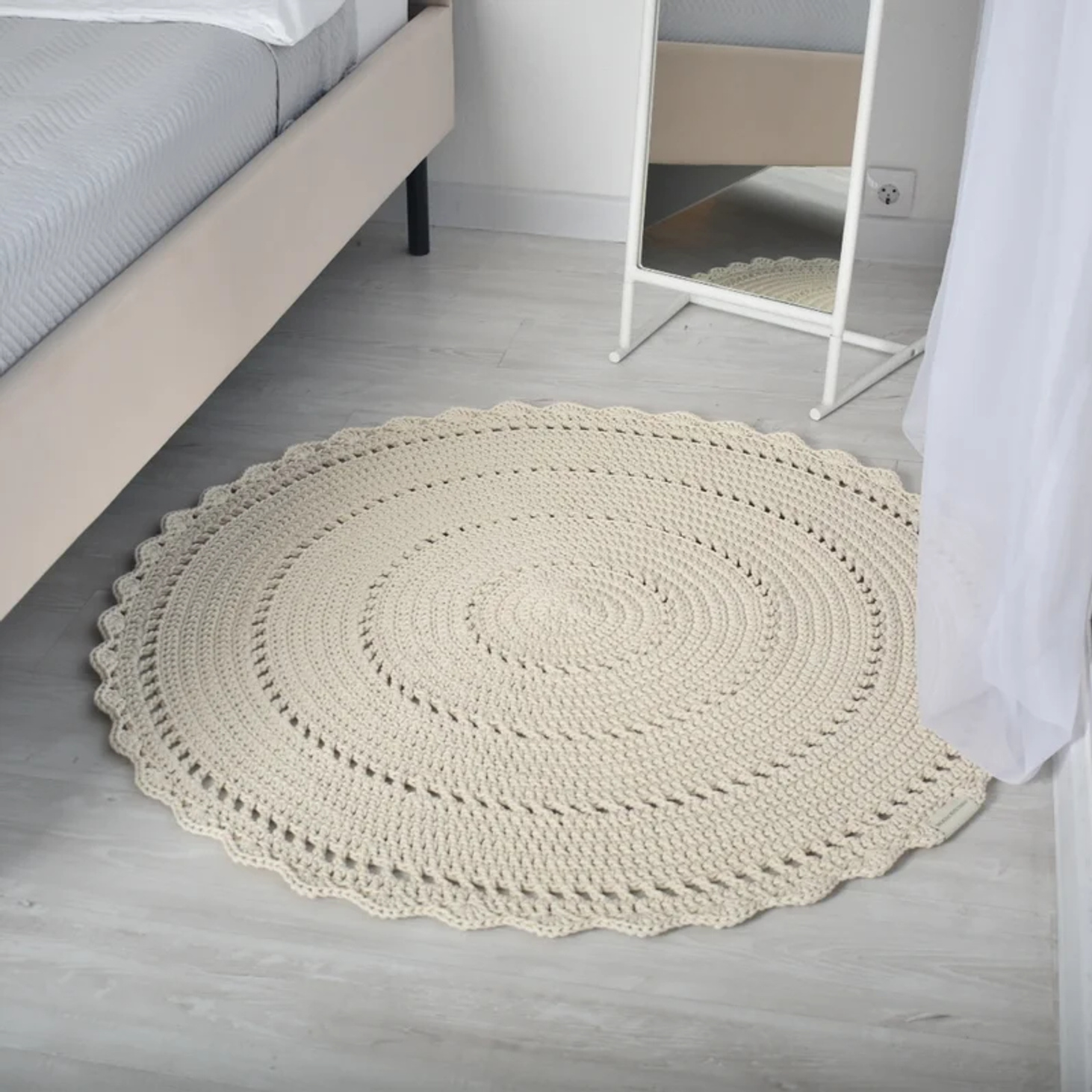 Круглый ажурный ковер из хлопка - фотография товара