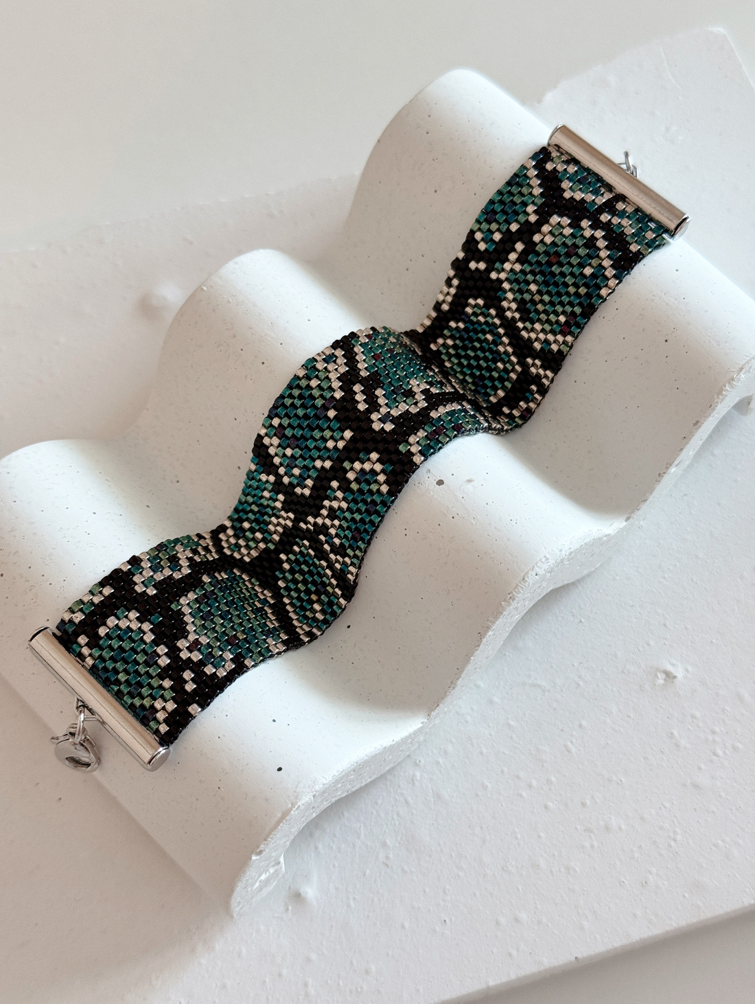 Браслет из японского бисера «Лунный питон» - фотография товара