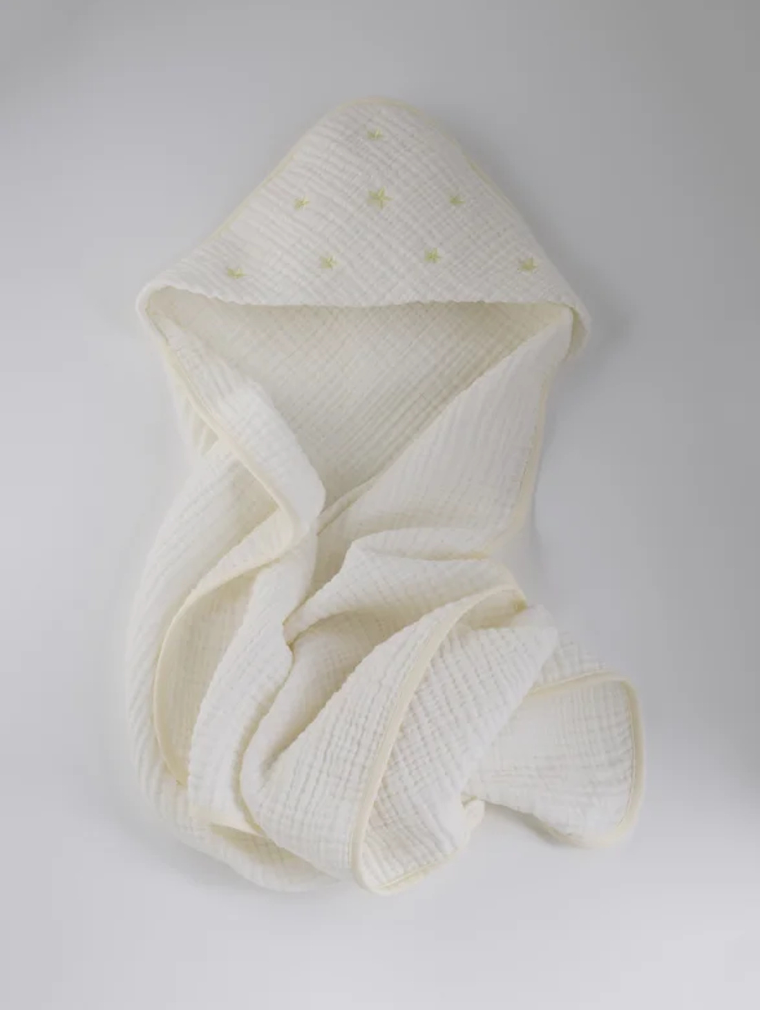 Муслиновое полотенце с вышивкой "Звёздное небо" Молочный - фотография товара