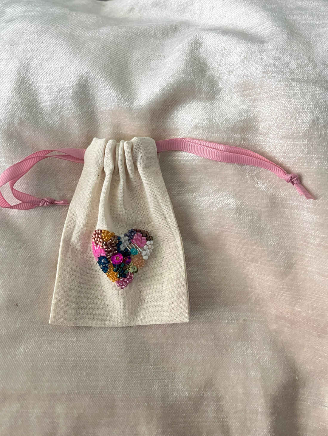 Мешочек с вышивкой "Сердце" - фотография товара