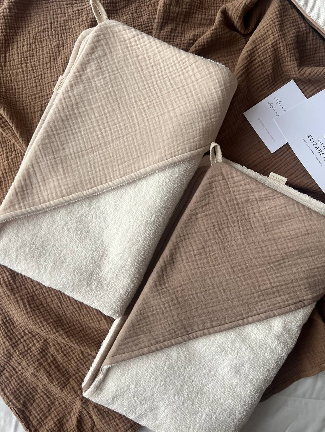 Двухсторонне полотенце уголок из махры и муслина - фотография товара