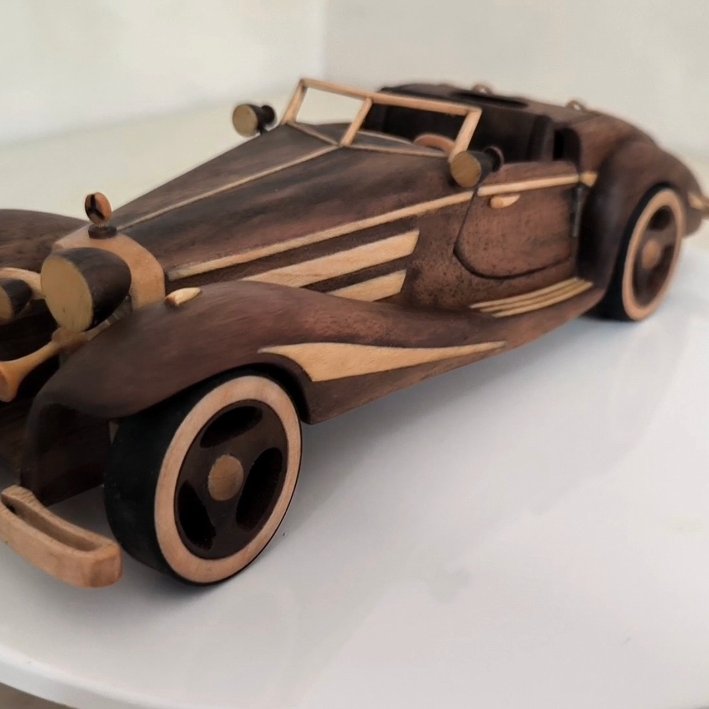 Mercedes Benz 540k 1936 деревянная модель ручной работы в масштабе 1:20 - фотография товара