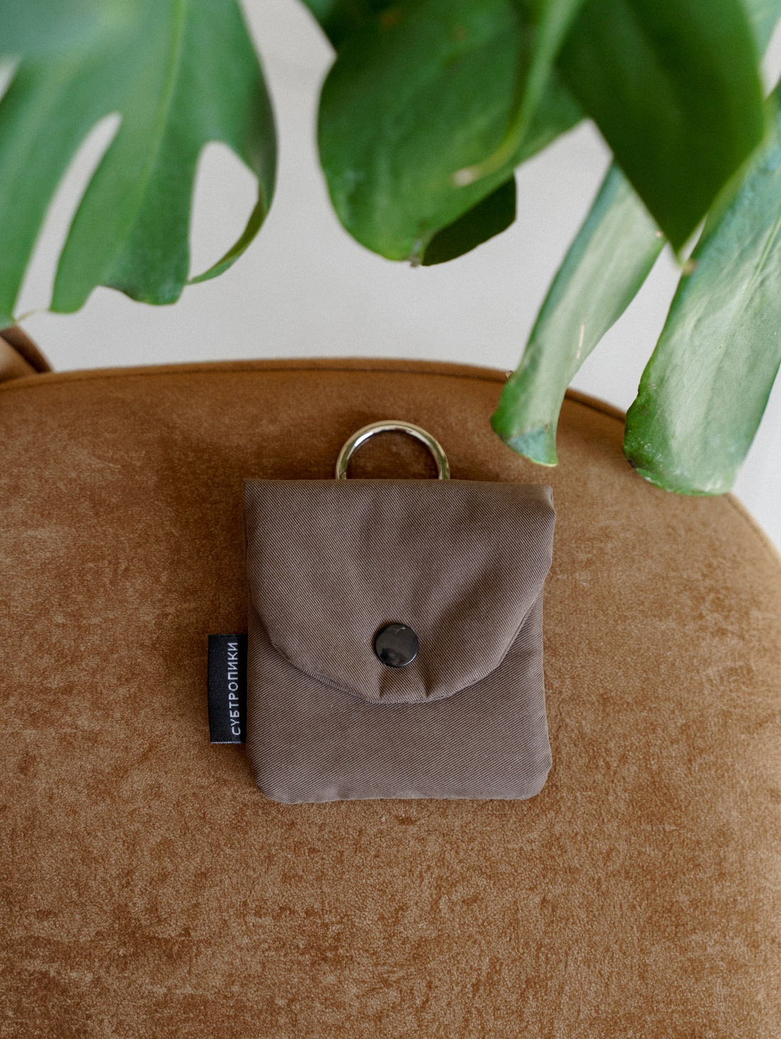 Кейс для AirPods (ключей, мелочей), древесный - фотография товара