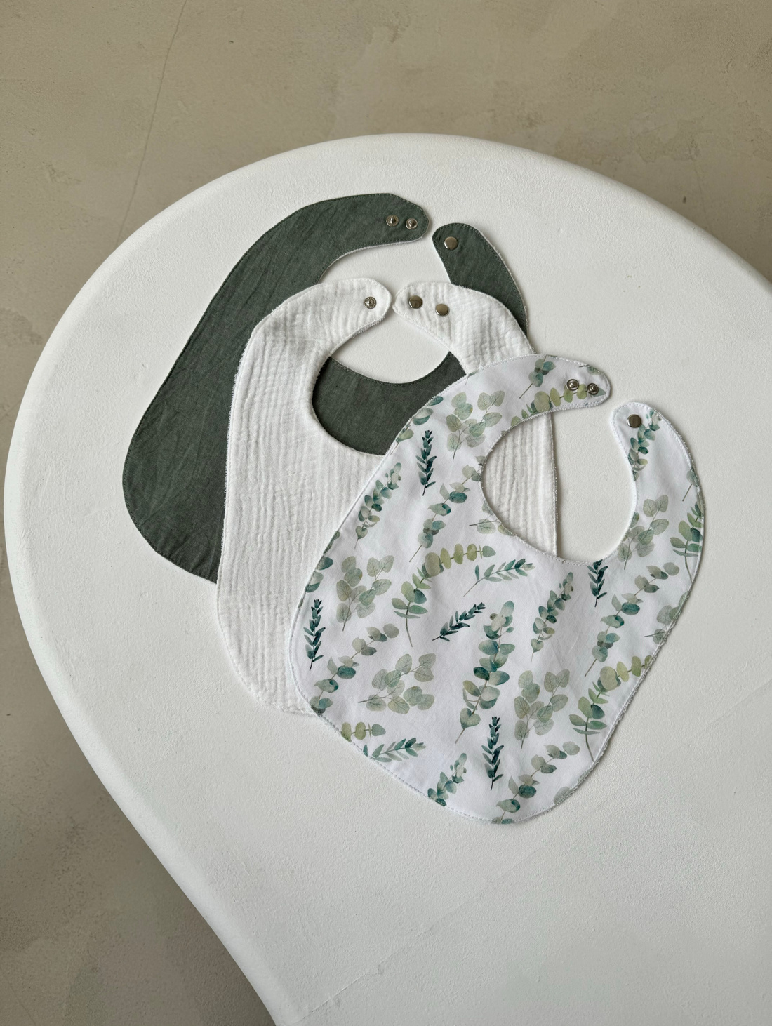 Сет непромокаемых слюнявчиков «Эвкалипт» - фотография товара