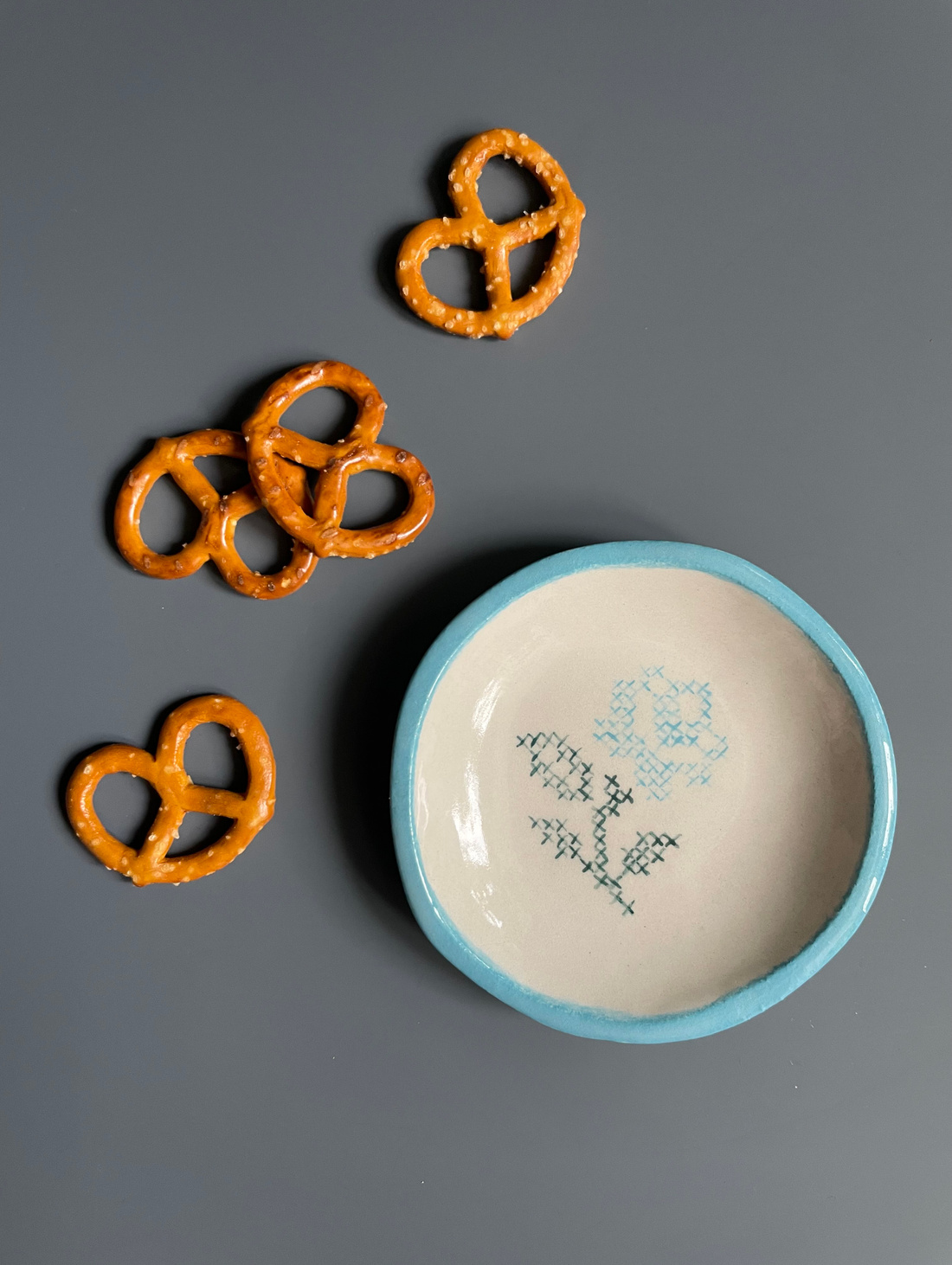 Тарелка «Голубая розочка» - фотография товара