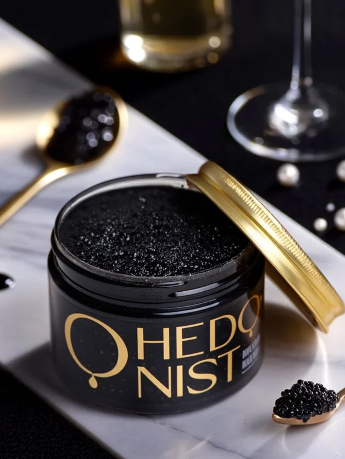 Скраб для тела с коллагеном "Черное золото" парфюмированный - фотография товара