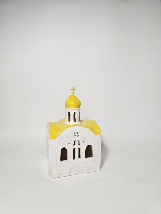 Керамическая церковь-подсвечник
